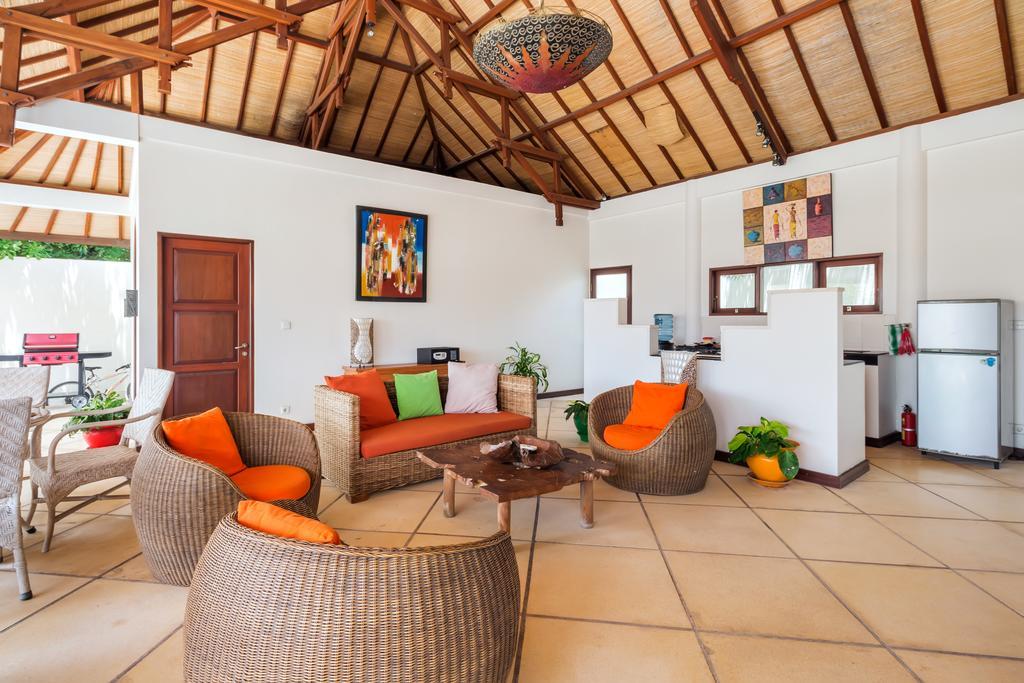 Villa Mojo Gili Meno Exterior photo
