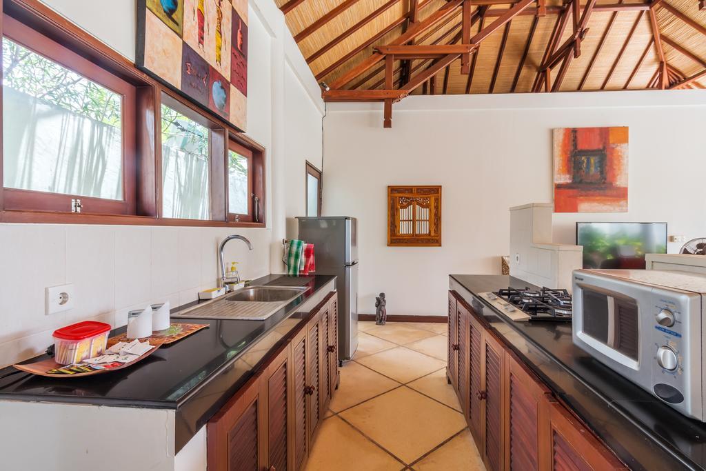 Villa Mojo Gili Meno Exterior photo